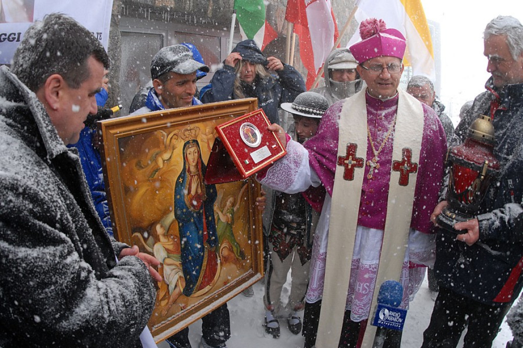 Płomień Lolka zapłonął na Kasprowym Wierchu