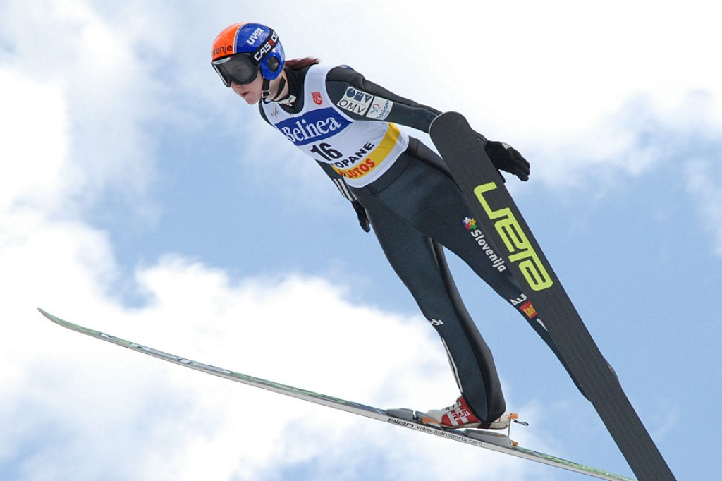 Mistrzostwa Świata Juniorów - skoki kobiet