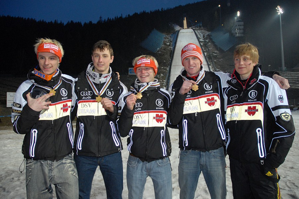 Mistrzostwa Świata Juniorów - skoki drużyn