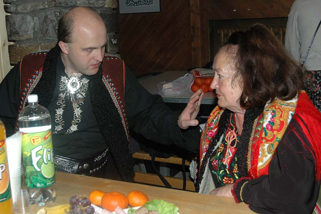 Zjazd Gutów Mostowych. Hej, Mostowi, Mostowi