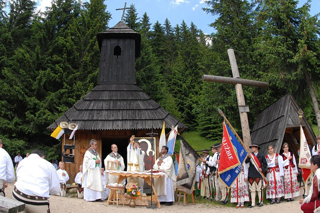 Dolina Chochołowska i uroczystości w kapliczce św. Jana Chrzciciela