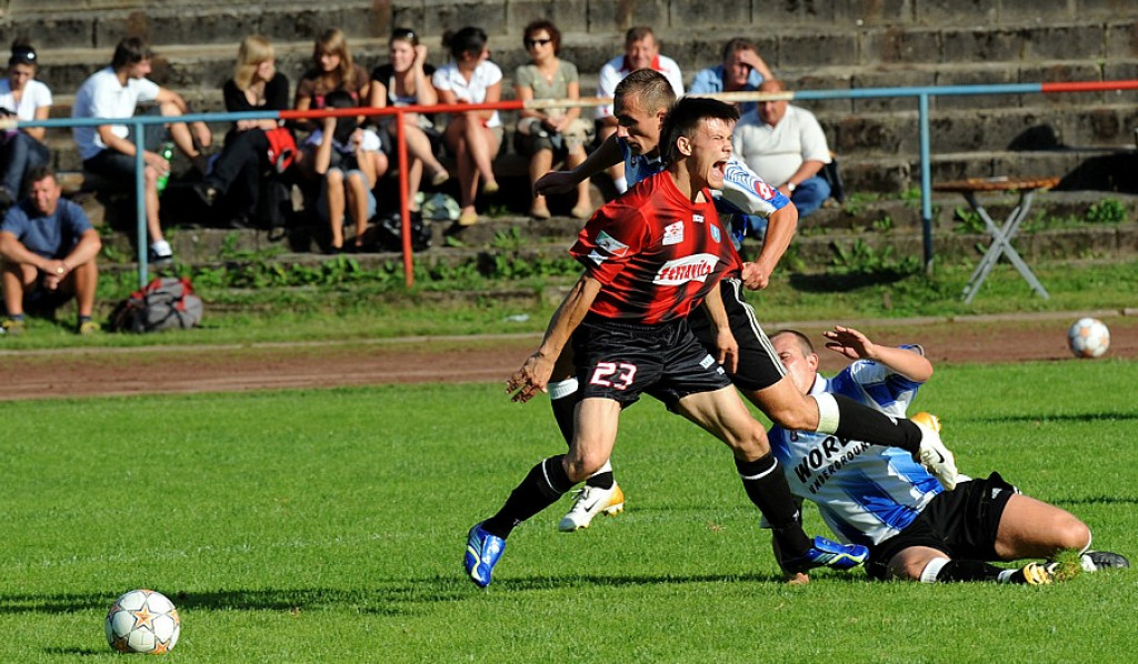 KS Zakopane - Dunajec Nowy Sącz 0:2 (0:0)
