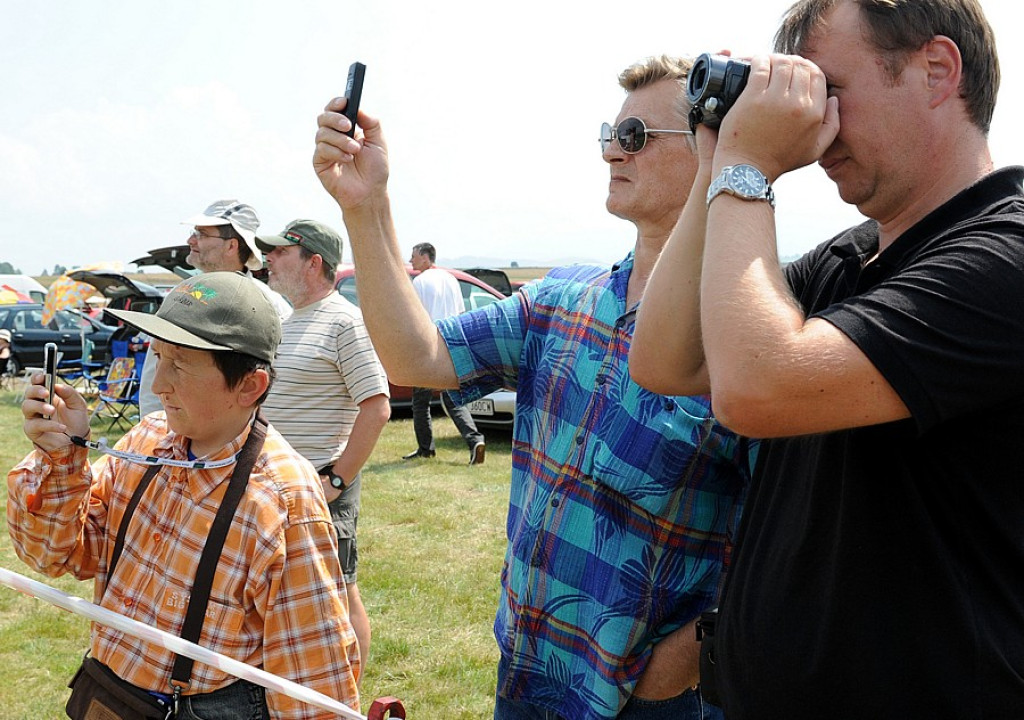 Modelarski AIR SHOW na nowotarskim lotnisku