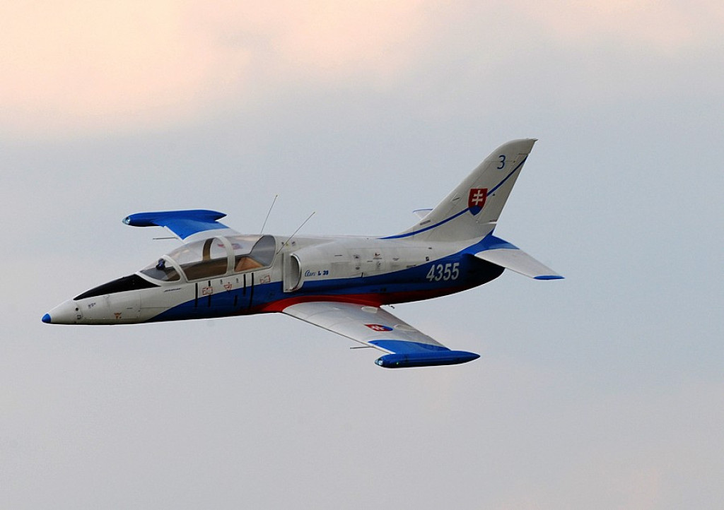 Modelarski AIR SHOW na nowotarskim lotnisku