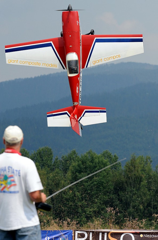 Modelarski AIR SHOW na nowotarskim lotnisku