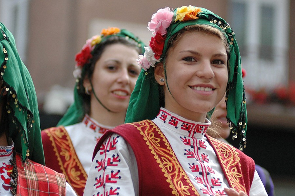 Parada z okazji XL Międzynarodowego Festiwali Folkloru Ziem Górskich