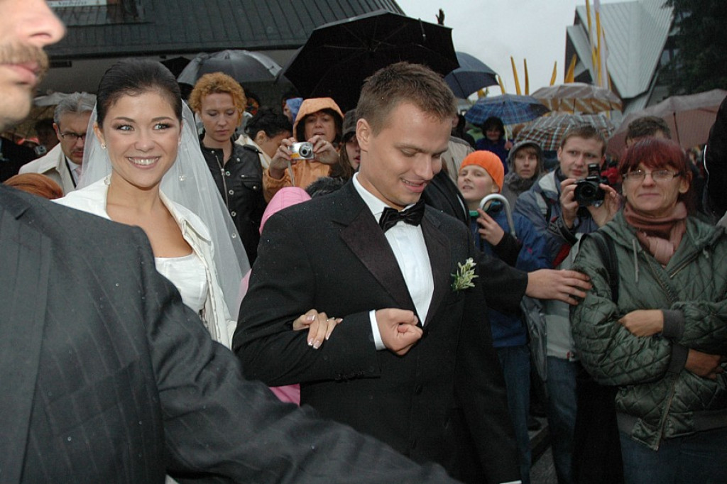 Kasia Cichopek i Marcin Hakiel na ślubnym kobiercu