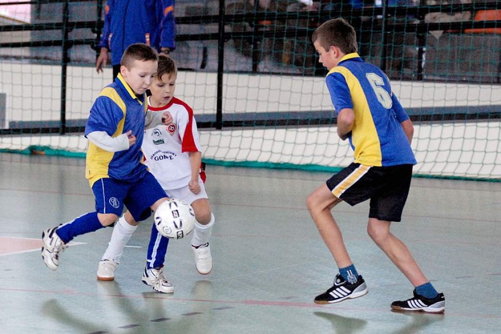 Turniej trampkarzy w Maniowach
