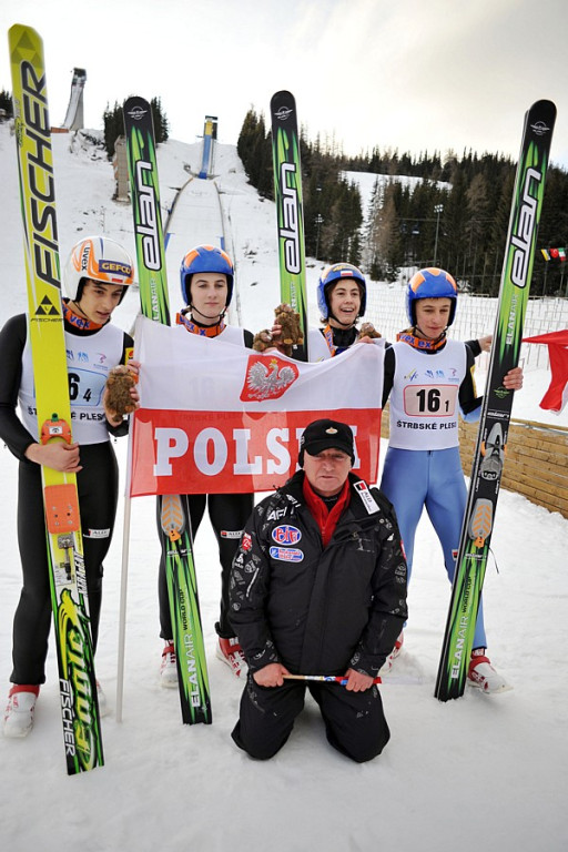 Polacy z brązem Mistrzostw Świata Juniorów w skokach narciarskich