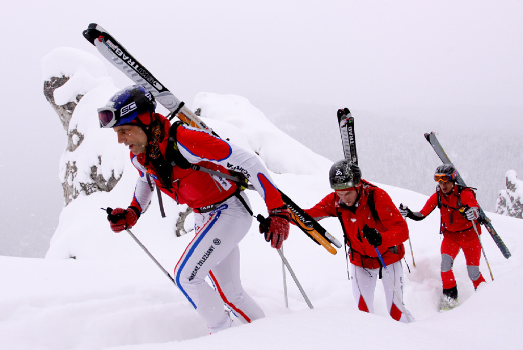 Ski-alpiniści na trasie