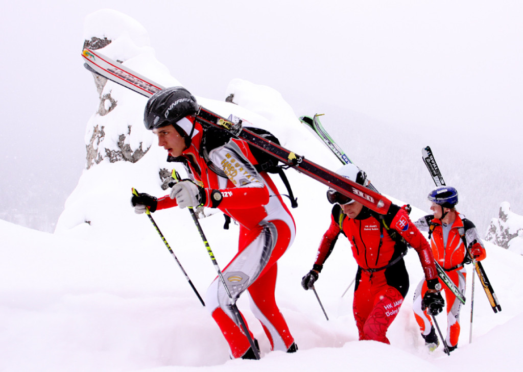 Ski-alpiniści na trasie