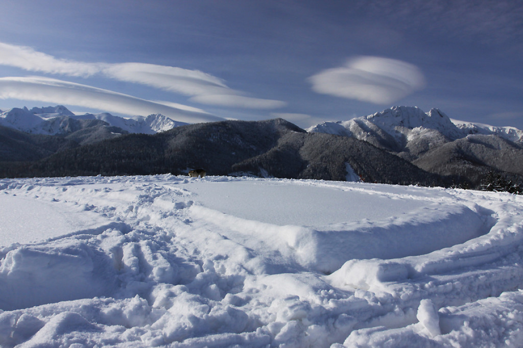 Tatry: Poranek ze słońcem