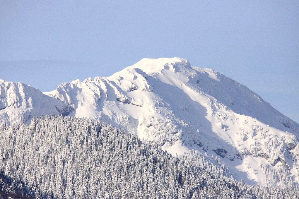 Tatry: Poranek ze słońcem