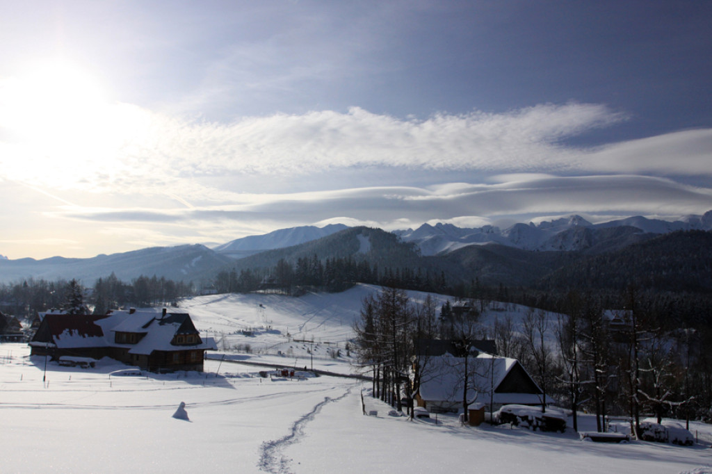 Tatry: Poranek ze słońcem