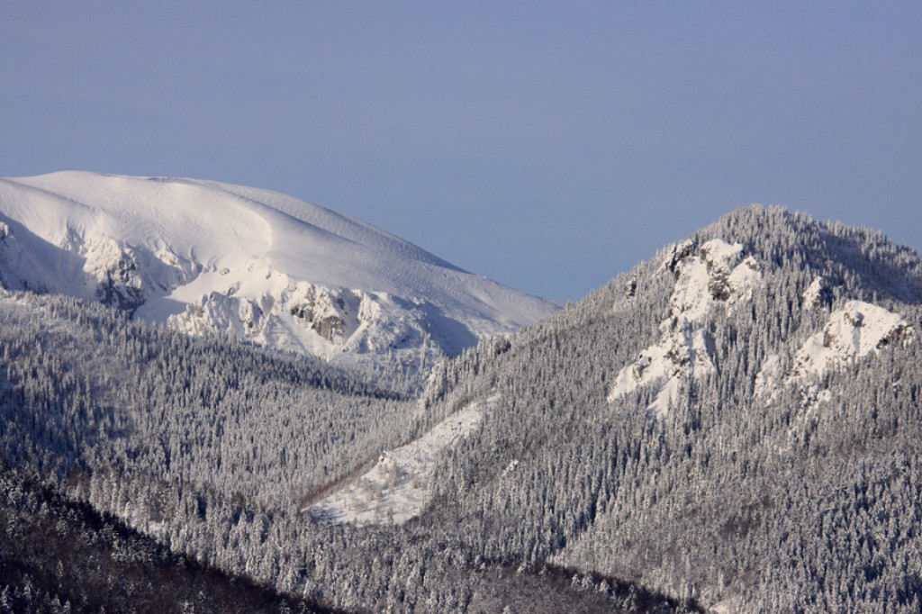 Tatry: Poranek ze słońcem