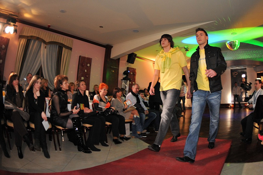 Pokaz prawdziwych projektantów