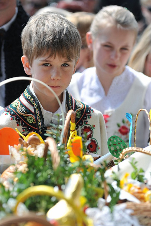 Wielka Sobota: Czas święcenia pokarmów