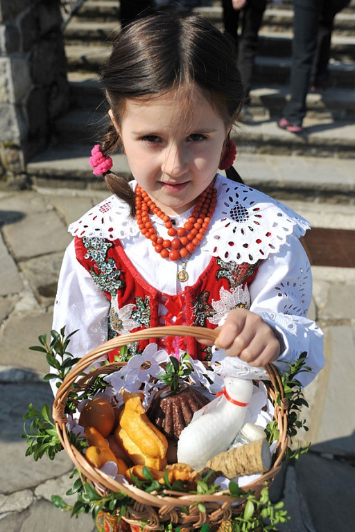 Wielka Sobota: Czas święcenia pokarmów