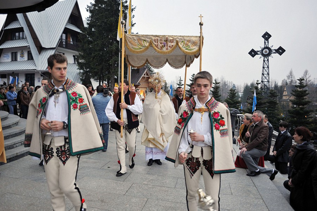 Święto Zmartwychwstania Pańskiego: Rezurekcja