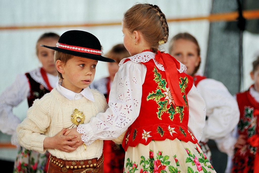 VII Festyn Gminny: Lindada - u zbiegu kultur