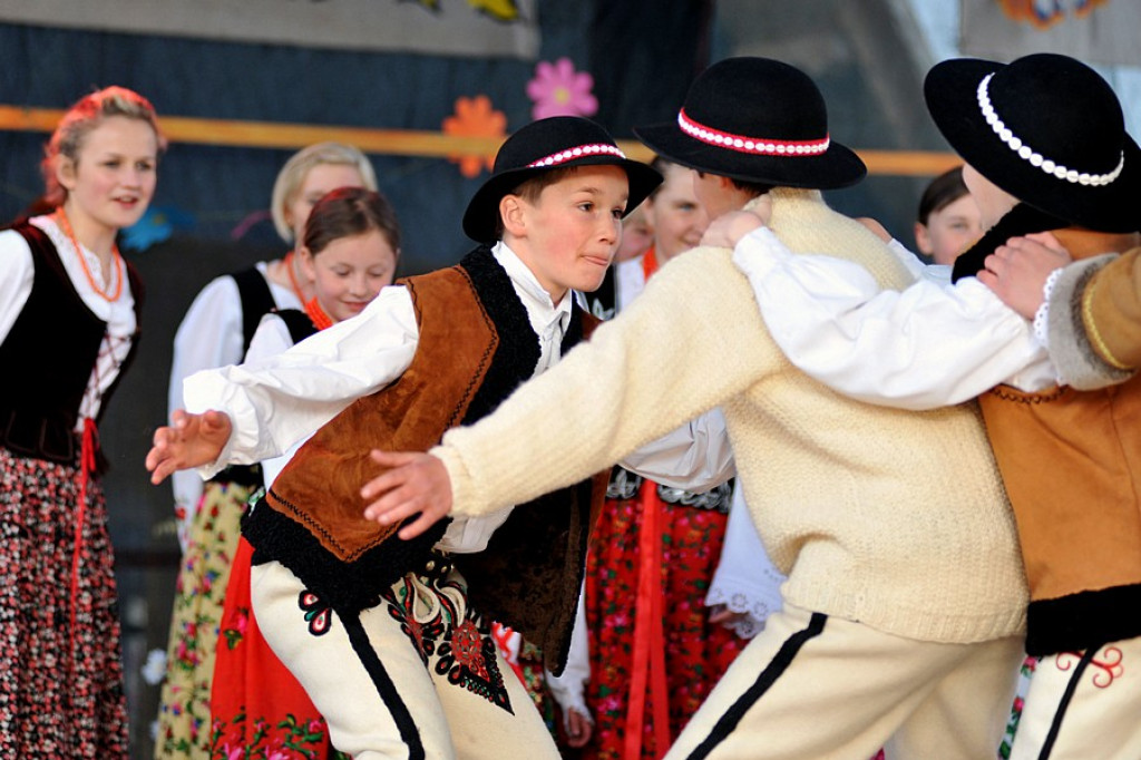 VII Festyn Gminny: Lindada - u zbiegu kultur