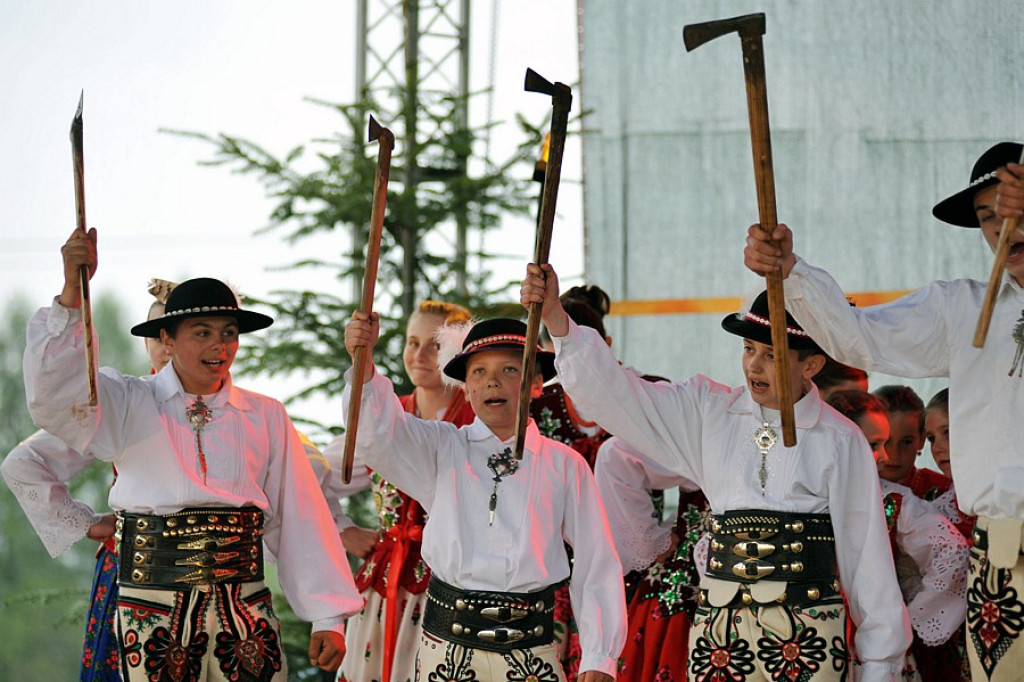 VII Festyn Gminny: Lindada - u zbiegu kultur
