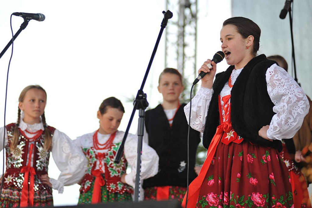 VII Festyn Gminny: Lindada - u zbiegu kultur