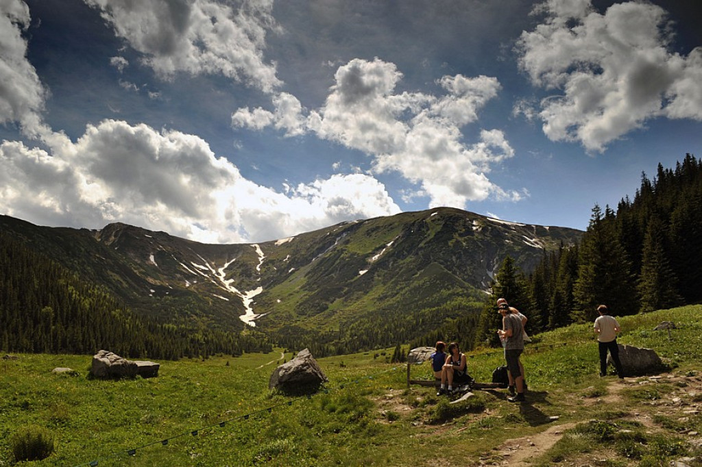 Tatry czekają na wakacyjnych turystów