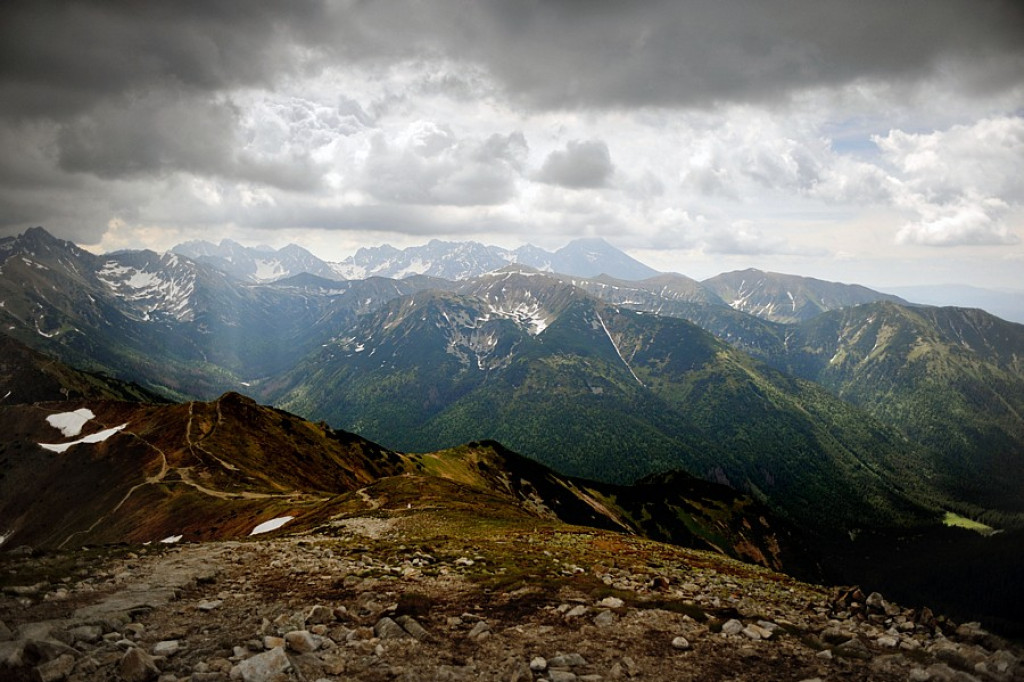 Tatry czekają na wakacyjnych turystów