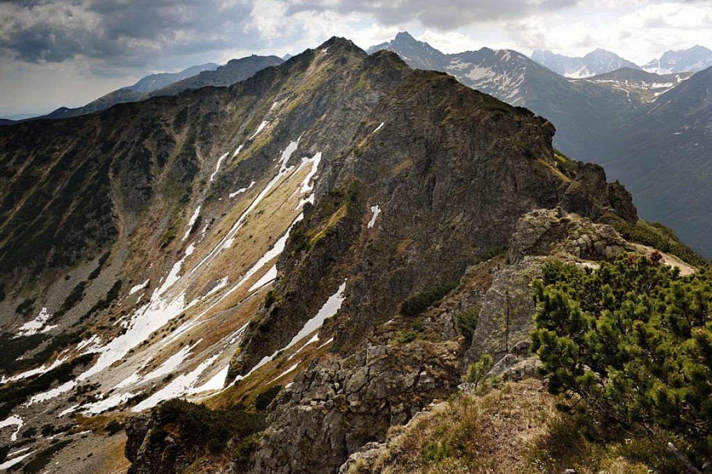 Tatry czekają na wakacyjnych turystów