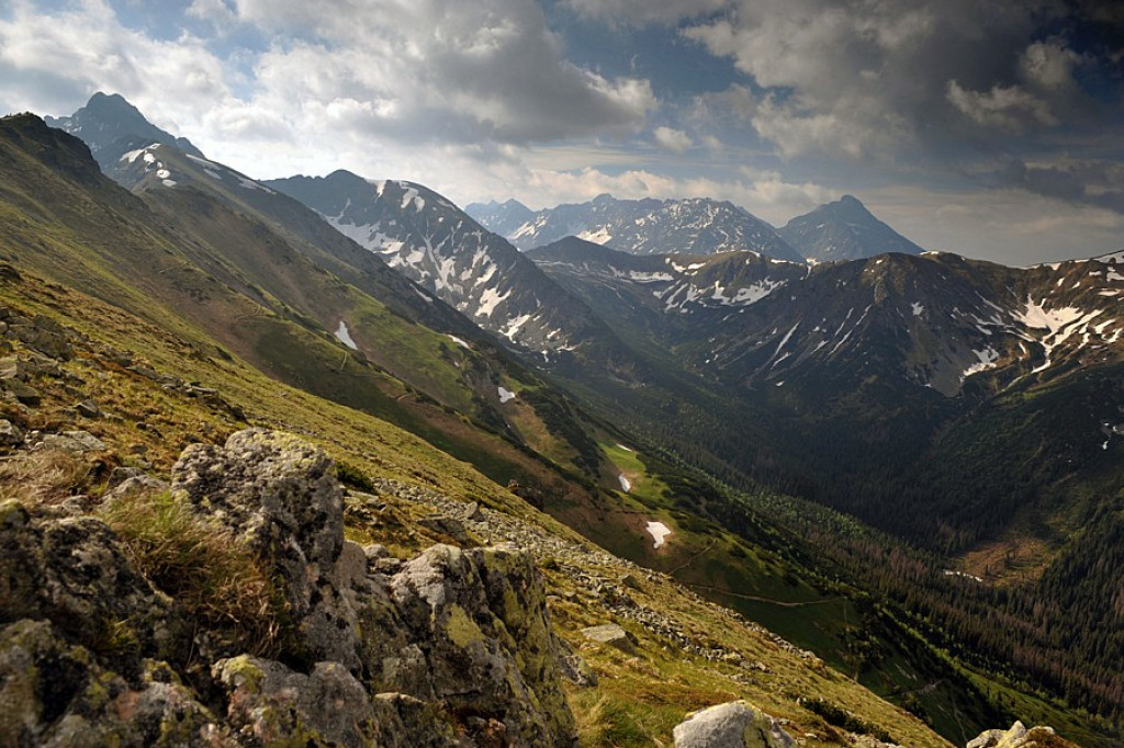 Tatry czekają na wakacyjnych turystów