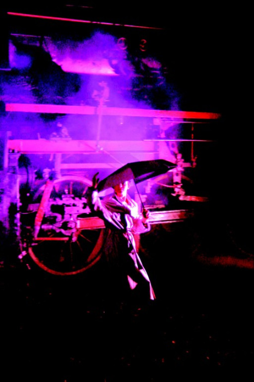 Show w oparach
