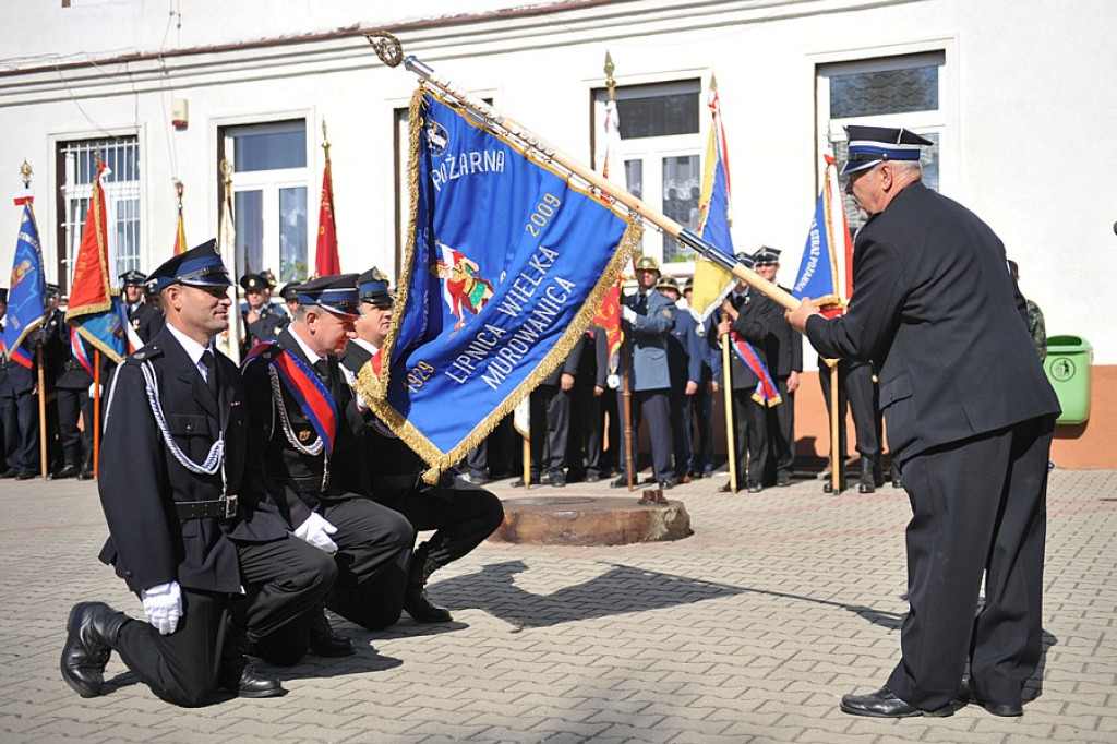 OSP Lipnica Wielka - Murowanica z nowym sztandarem