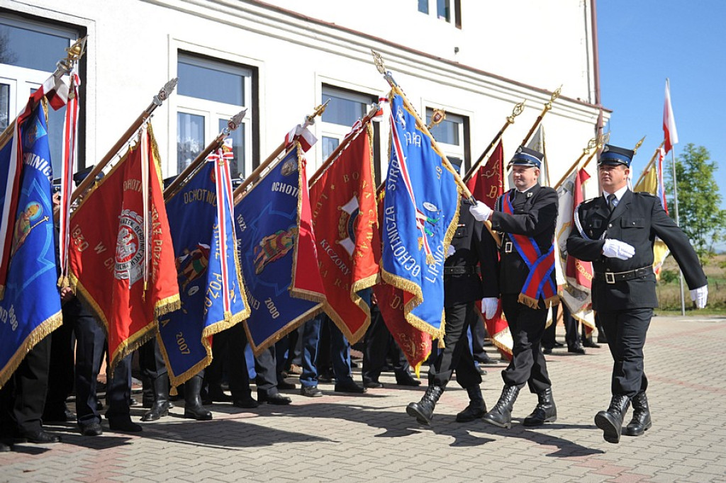 OSP Lipnica Wielka - Murowanica z nowym sztandarem