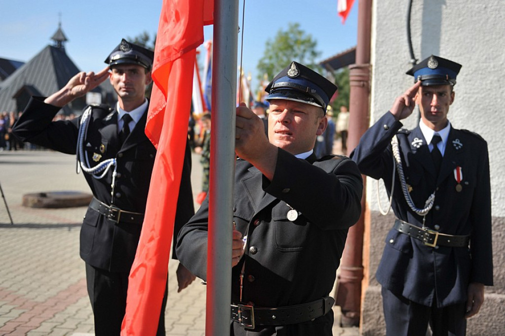 OSP Lipnica Wielka - Murowanica z nowym sztandarem