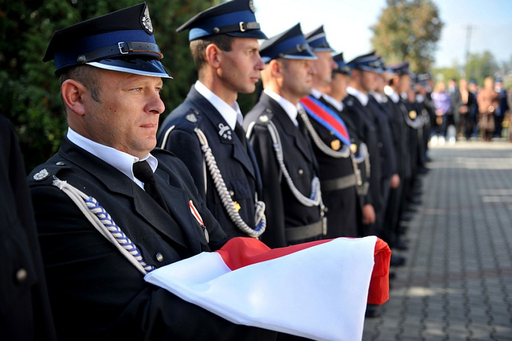 OSP Lipnica Wielka - Murowanica z nowym sztandarem