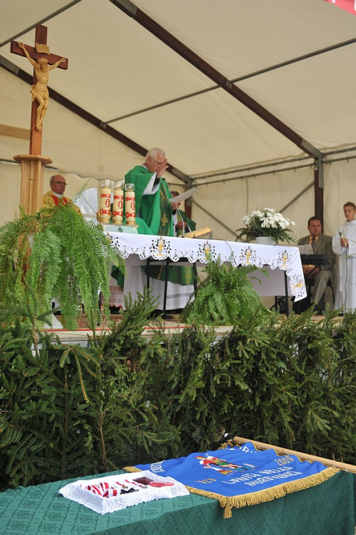 OSP Lipnica Wielka - Murowanica z nowym sztandarem