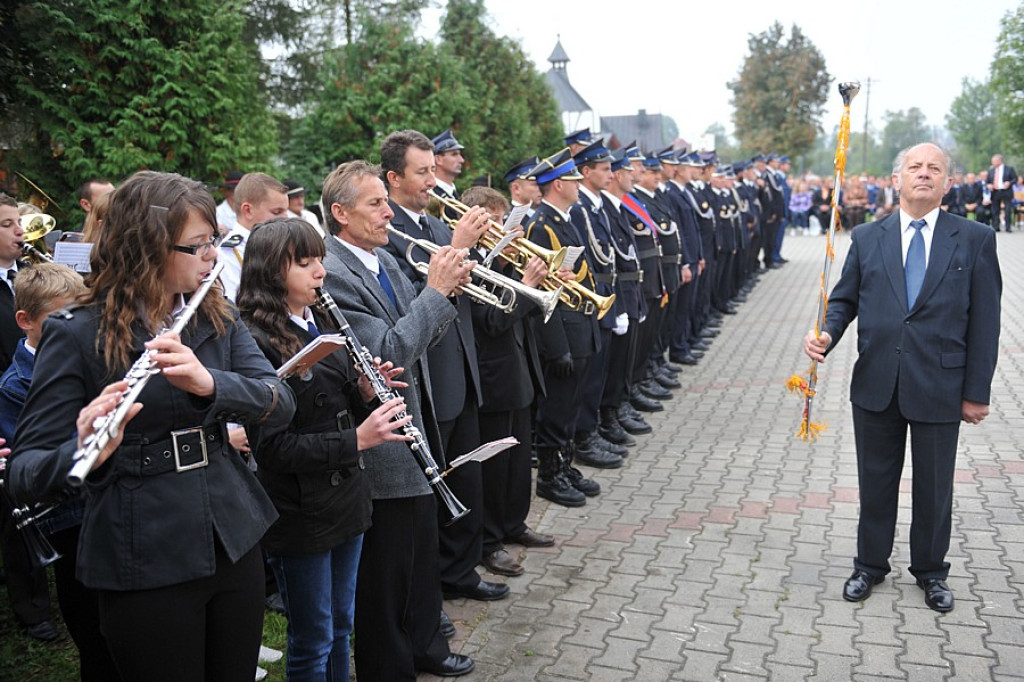 OSP Lipnica Wielka - Murowanica z nowym sztandarem