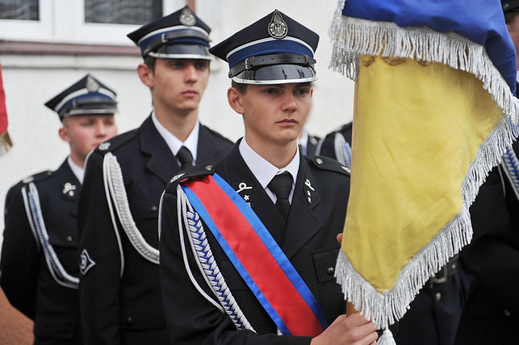 OSP Lipnica Wielka - Murowanica z nowym sztandarem
