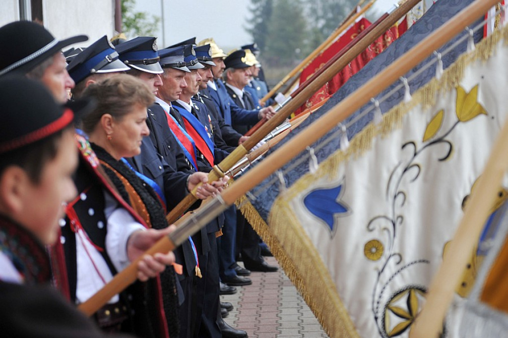 OSP Lipnica Wielka - Murowanica z nowym sztandarem