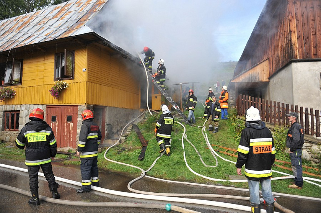 Brzegi: Pożar domu