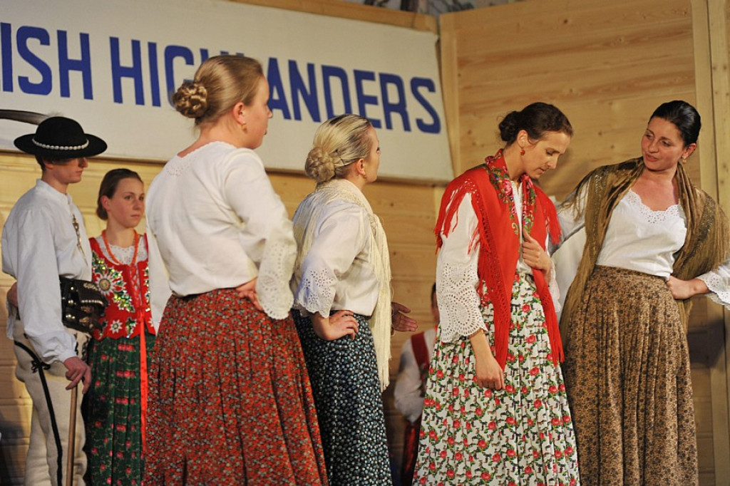 Opera góralska: NASKI ŚWIAT