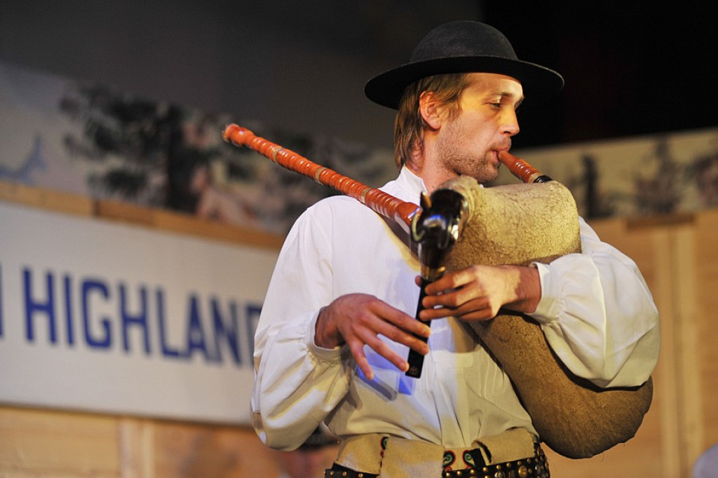 Opera góralska: NASKI ŚWIAT