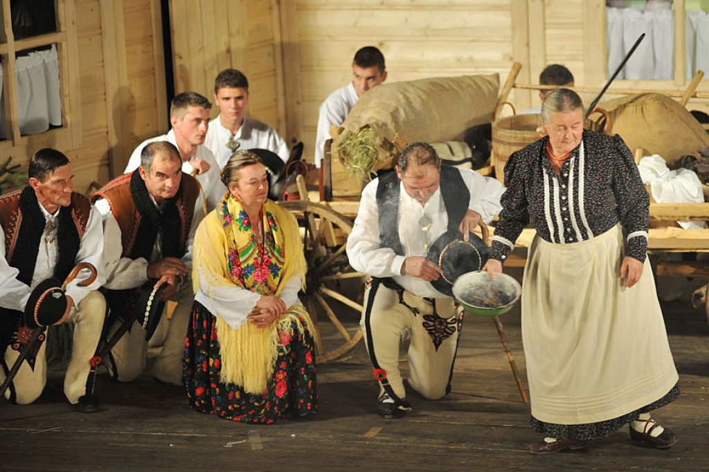 Opera góralska: NASKI ŚWIAT