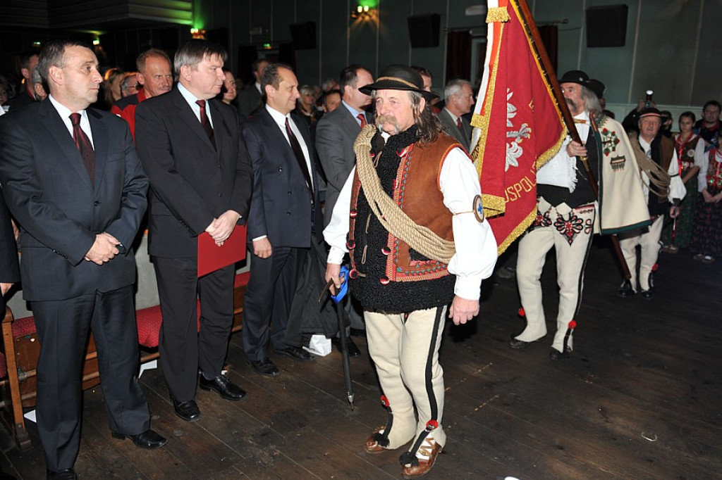 100 lat TOPR