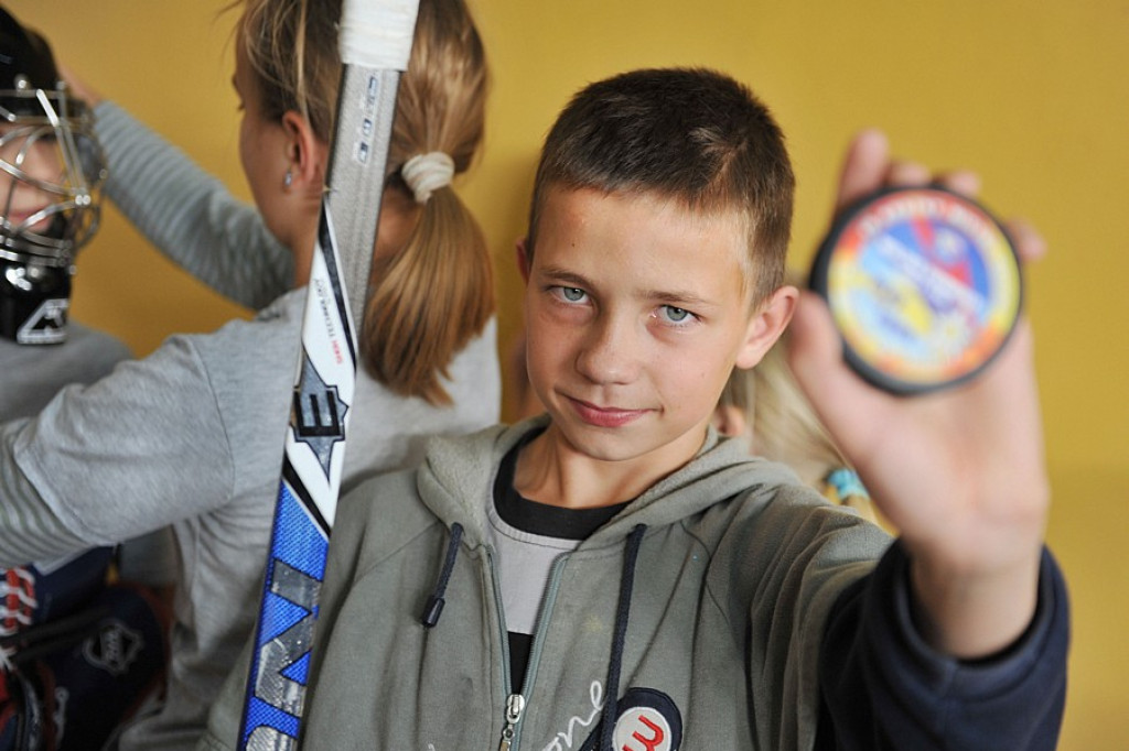 Hokeiści w Szkole Podstawowej we Frydmanie
