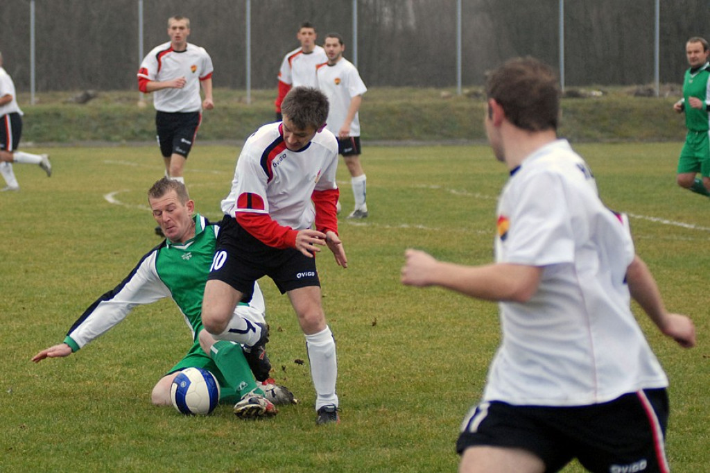 Czarni Czarny Dunajec – Huragan Waksmund