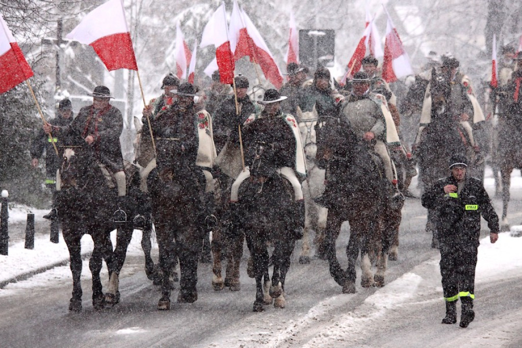 Zakopiański 11 listopada w śnieżnej zadymce
