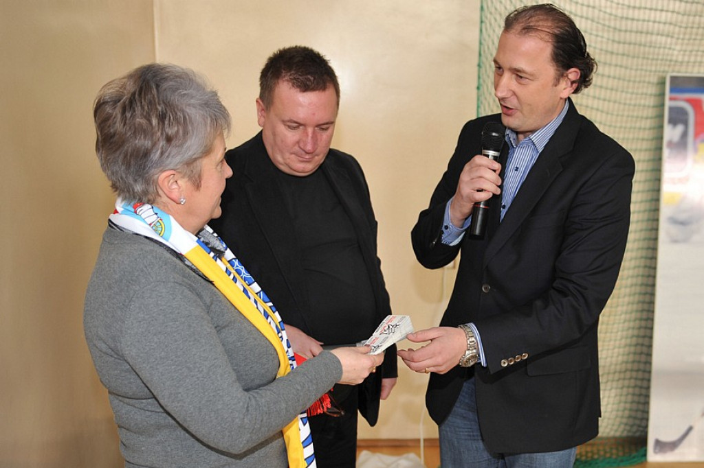 Jabłonka: Spotkanie hokeistów z uczniami
