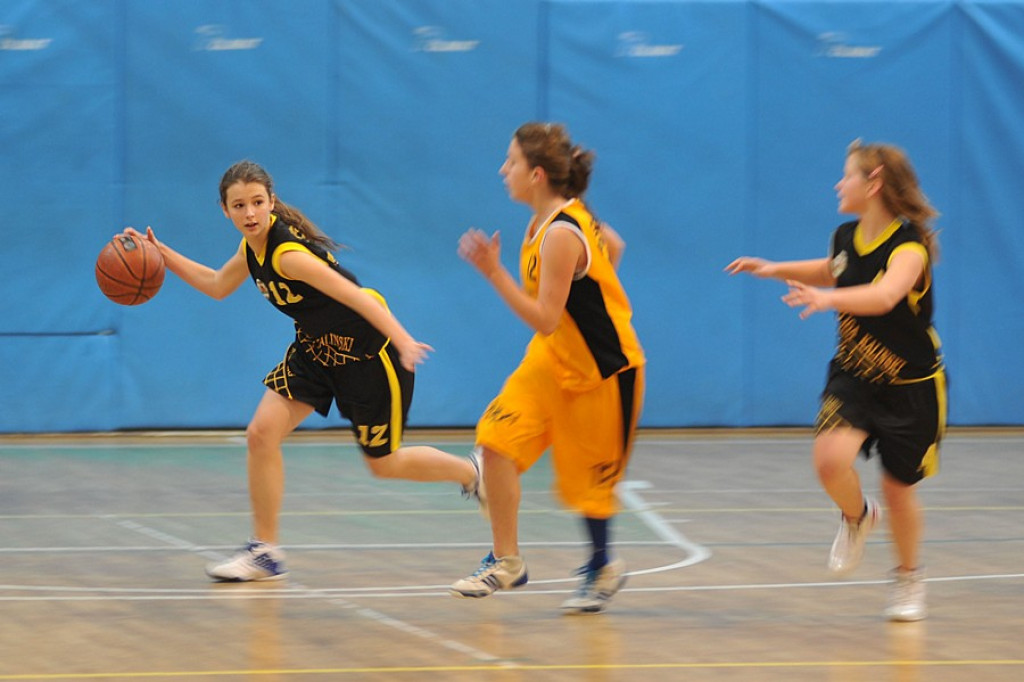 Zmagania nowotarskich koszykarek